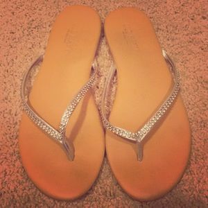 Old navy flip flops size 7. Great condition